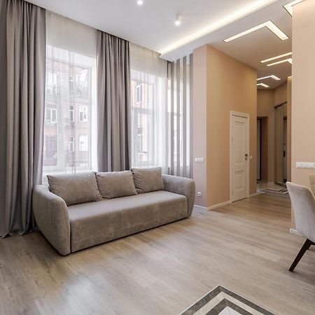Royal Stylish Apartment In The Old City 리비프 외부 사진