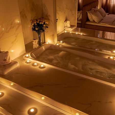Royal Stylish Apartment In The Old City 리비프 외부 사진