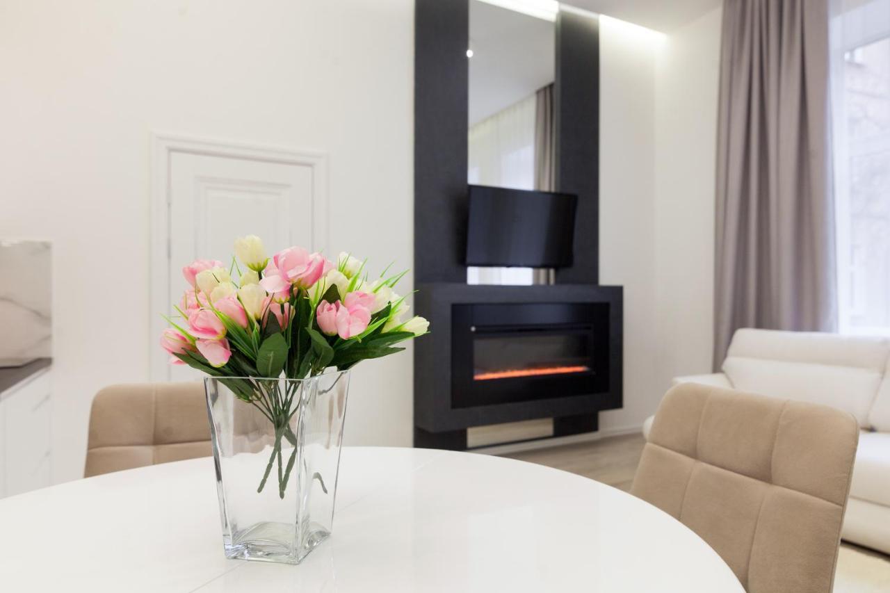 Royal Stylish Apartment In The Old City 리비프 외부 사진
