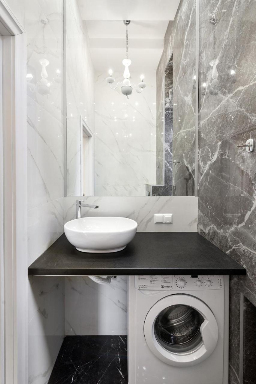 Royal Stylish Apartment In The Old City 리비프 외부 사진