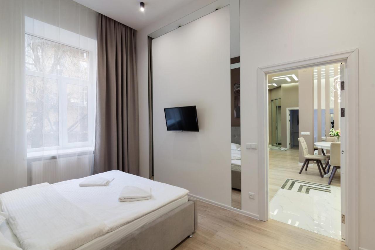 Royal Stylish Apartment In The Old City 리비프 외부 사진