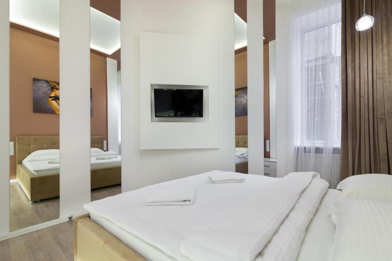 Royal Stylish Apartment In The Old City 리비프 외부 사진
