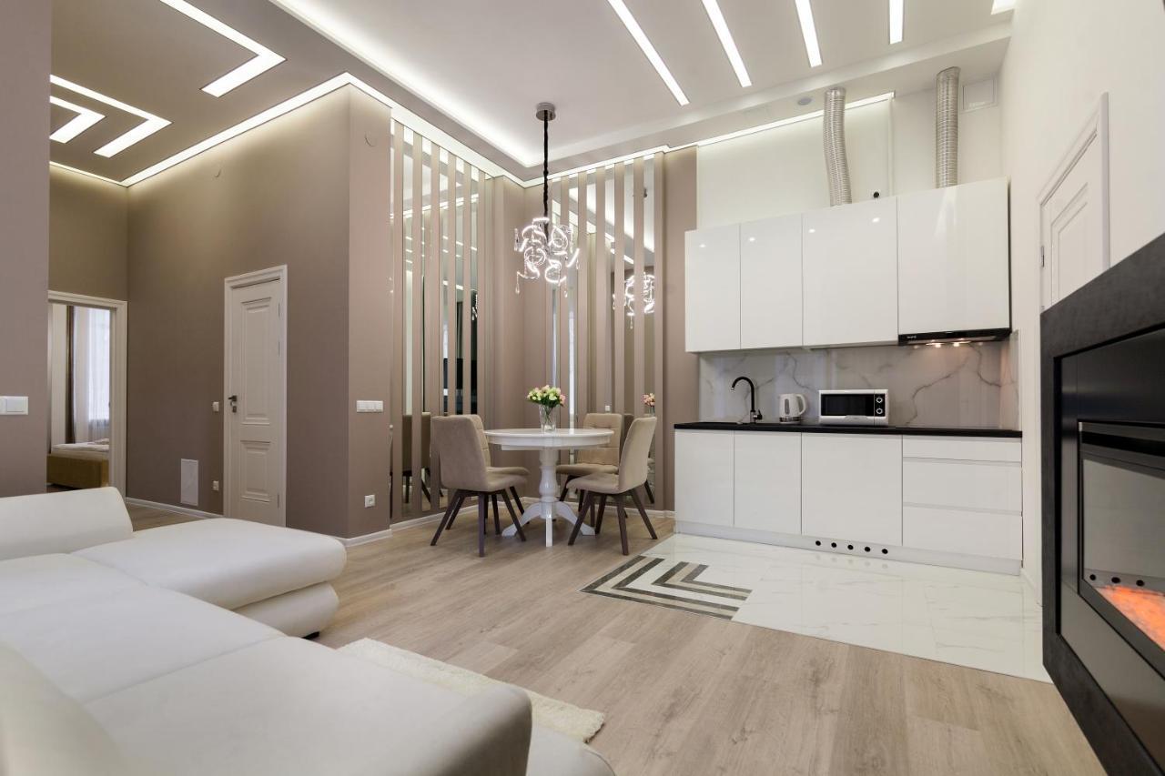 Royal Stylish Apartment In The Old City 리비프 외부 사진