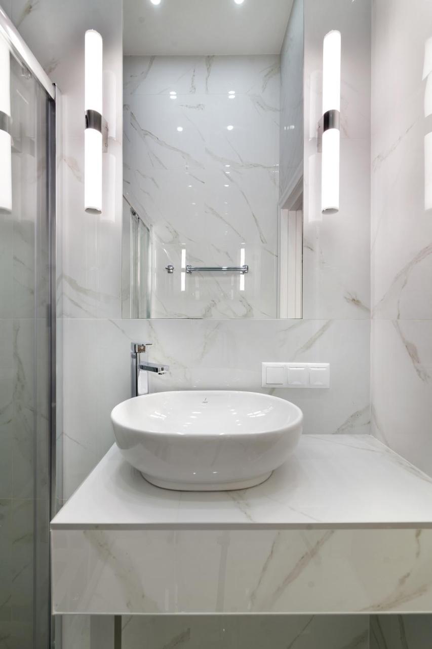 Royal Stylish Apartment In The Old City 리비프 외부 사진